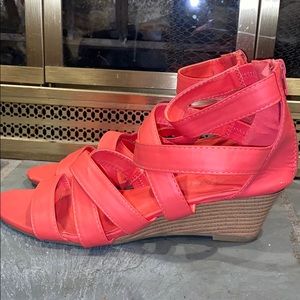 Women’s shoes